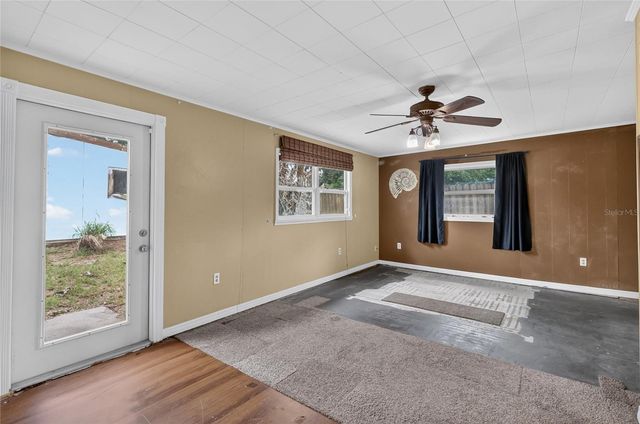 120 E HOFFMAN ST, Lake Alfred, FL 33850
