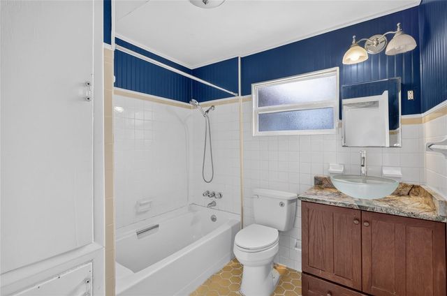 120 E HOFFMAN ST, Lake Alfred, FL 33850