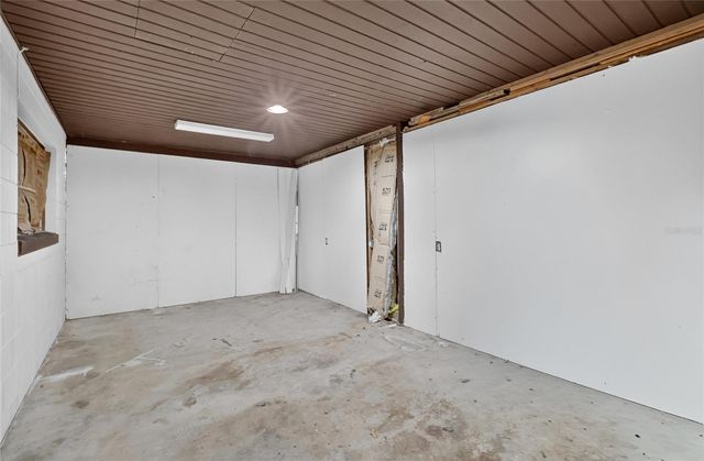 120 E HOFFMAN ST, Lake Alfred, FL 33850