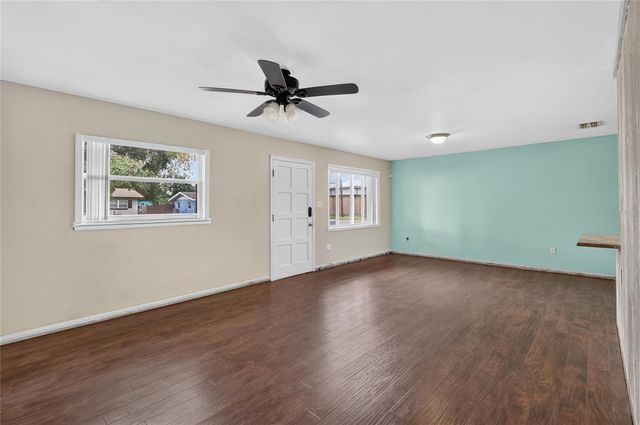 120 E HOFFMAN ST, Lake Alfred, FL 33850