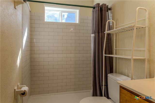 820 N 34th Street, Waco, TX 76710