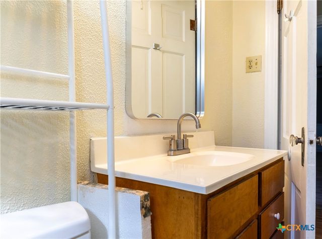 820 N 34th Street, Waco, TX 76710