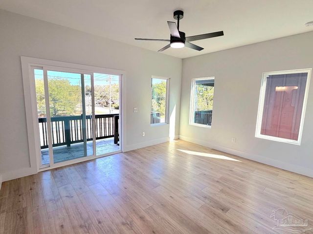 315 N Pace Blvd A, Pensacola, FL 32505