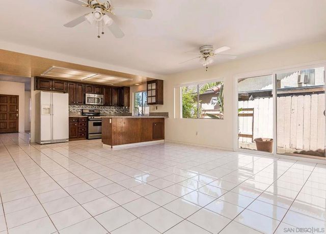 11485 Spitfire Rd, San Diego, CA 92126