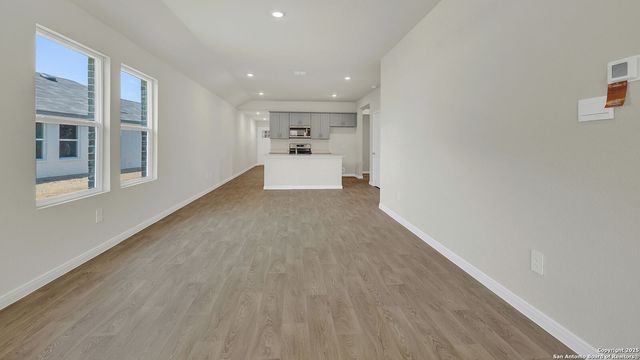 137 MORNING SIDE GROVE, San Marcos, TX 78666