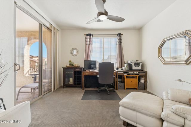 10655 N 9TH Street 205, Phoenix, AZ 85020