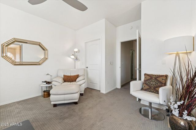 10655 N 9TH Street 205, Phoenix, AZ 85020