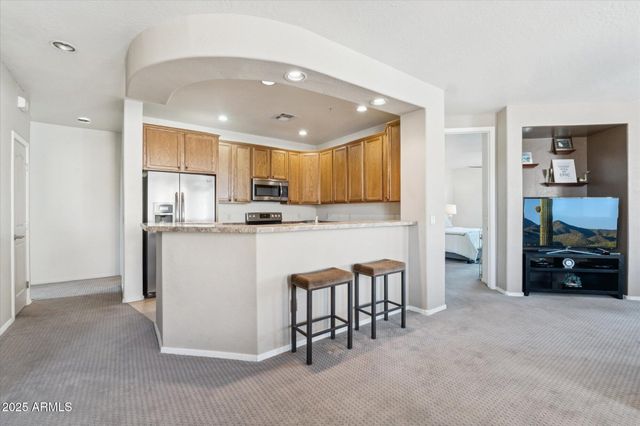 10655 N 9TH Street 205, Phoenix, AZ 85020