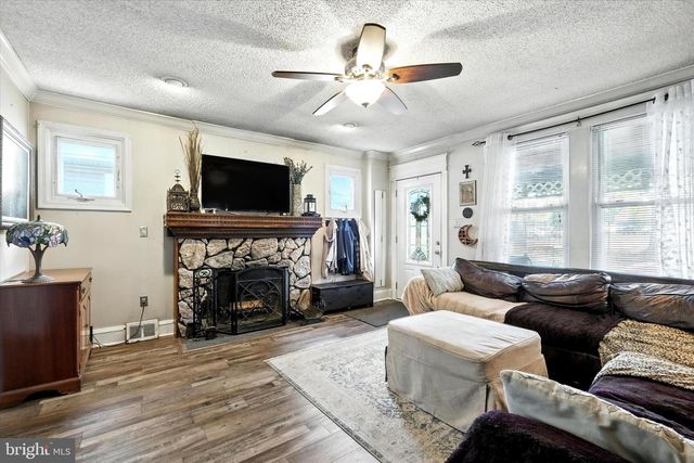 629 10TH AVE, Prospect Park, PA 19076