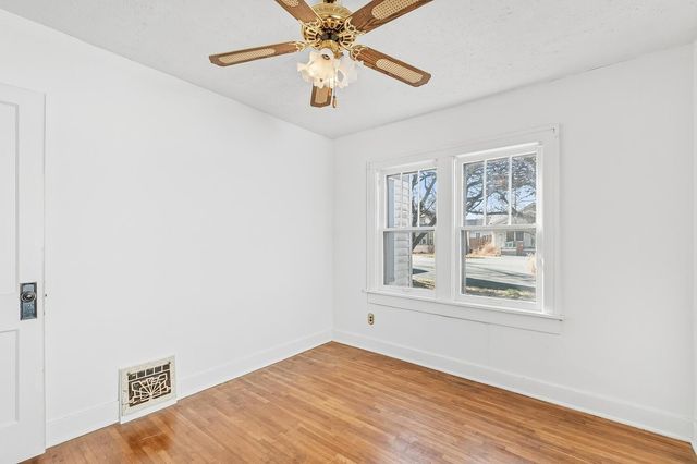 734 S Spruce St, Wichita, KS 67211