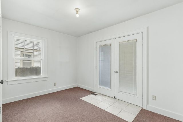 734 S Spruce St, Wichita, KS 67211