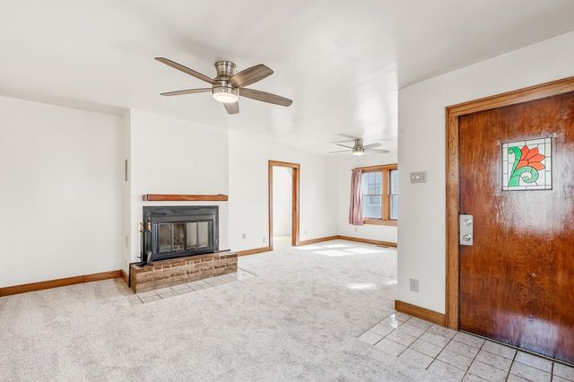 734 S Spruce St, Wichita, KS 67211