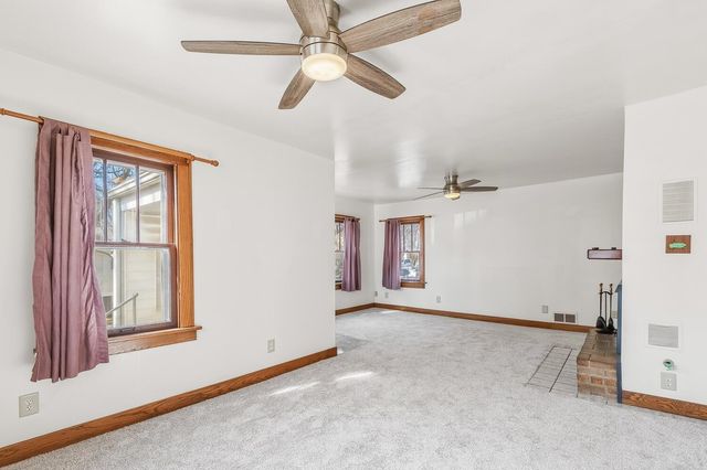 734 S Spruce St, Wichita, KS 67211