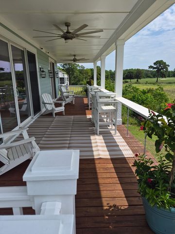125 Oak Bay Dr., Georgetown, SC 29440