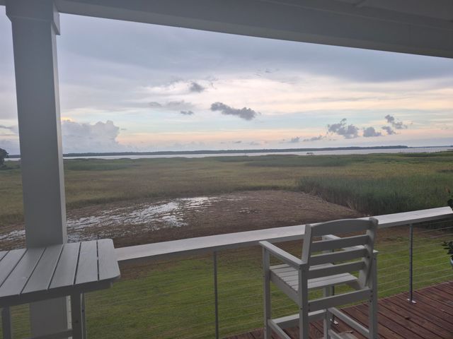 125 Oak Bay Dr., Georgetown, SC 29440