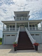 125 Oak Bay Dr., Georgetown, SC 29440