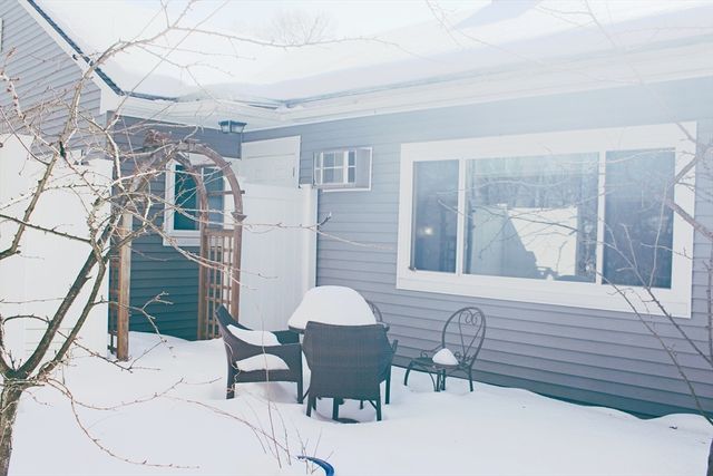58 Robinridge Rd 58, Chicopee, MA 01022