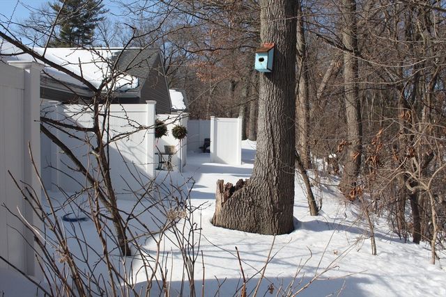 58 Robinridge Rd 58, Chicopee, MA 01022