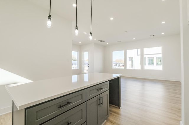 8315 Brecha Lane, Houston, TX 77055