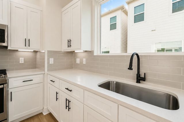 8315 Brecha Lane, Houston, TX 77055