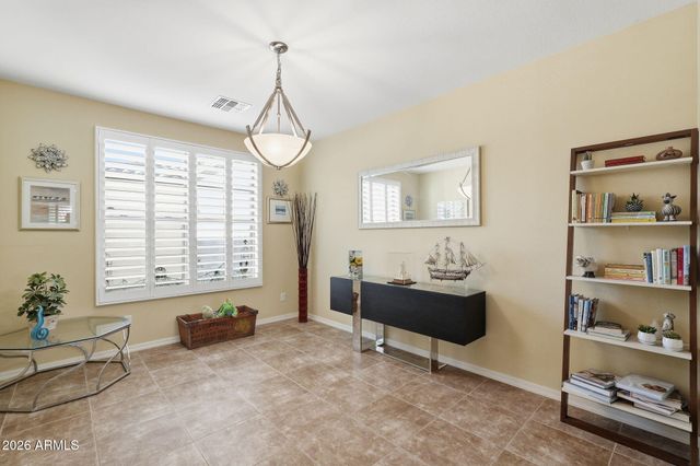2407 W MAYA Way, Phoenix, AZ 85085