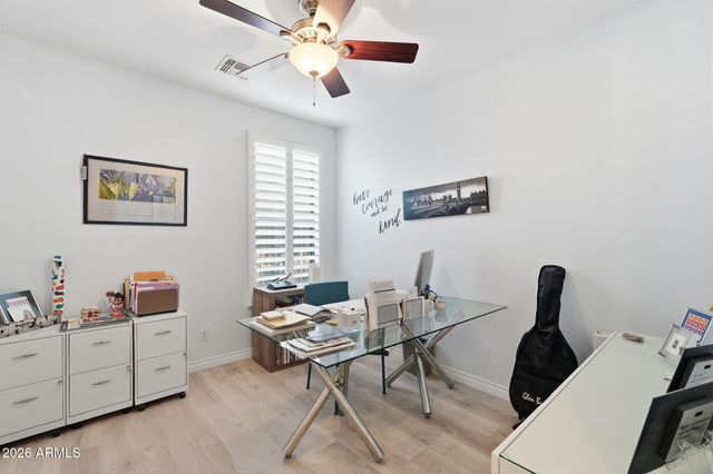 2407 W MAYA Way, Phoenix, AZ 85085