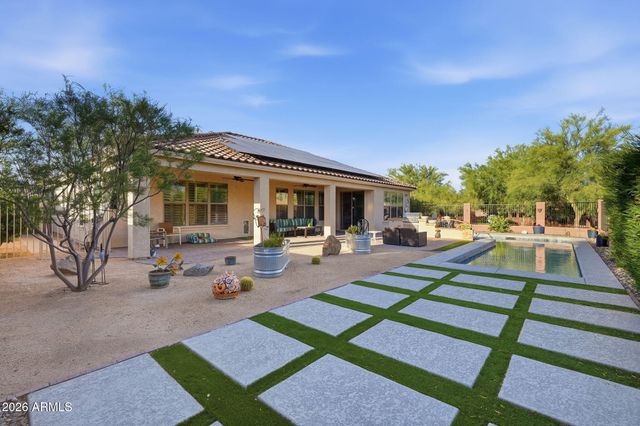 2407 W MAYA Way, Phoenix, AZ 85085