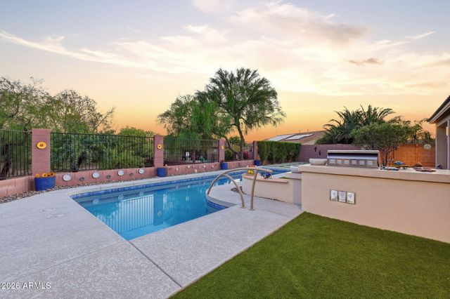 2407 W MAYA Way, Phoenix, AZ 85085