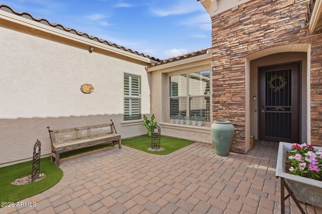 2407 W MAYA Way, Phoenix, AZ 85085