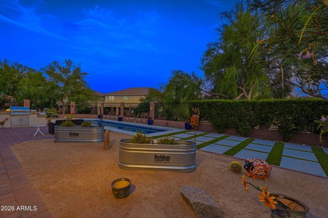 2407 W MAYA Way, Phoenix, AZ 85085