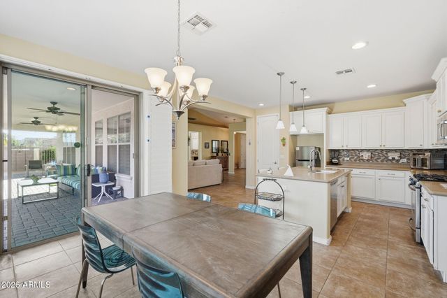 2407 W MAYA Way, Phoenix, AZ 85085