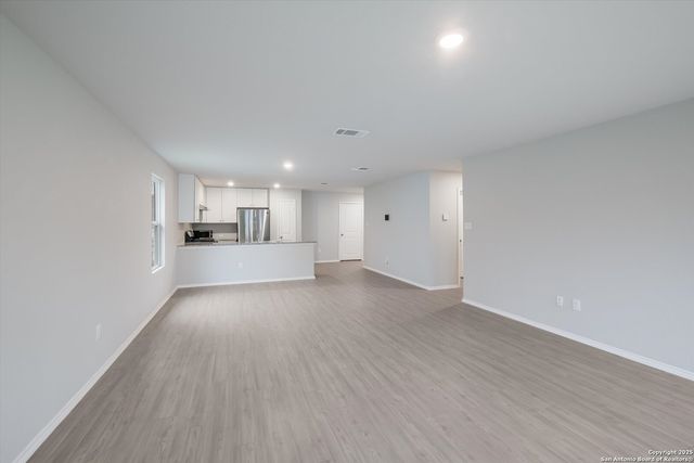 10218 Robbins Creek, San Antonio, TX 78245