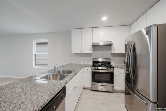 10218 Robbins Creek, San Antonio, TX 78245