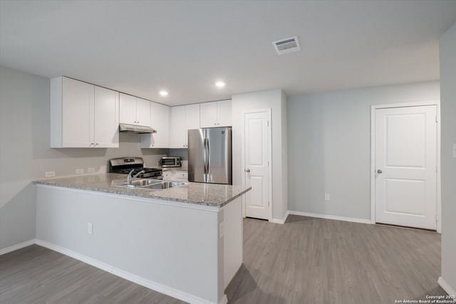 10218 Robbins Creek, San Antonio, TX 78245