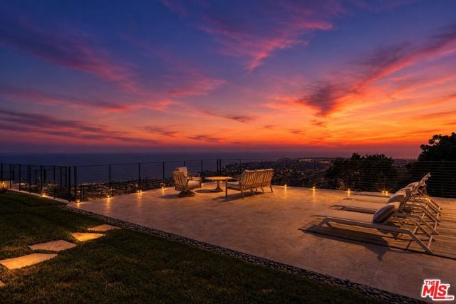 5837 Murphy Way, Malibu, CA 90265