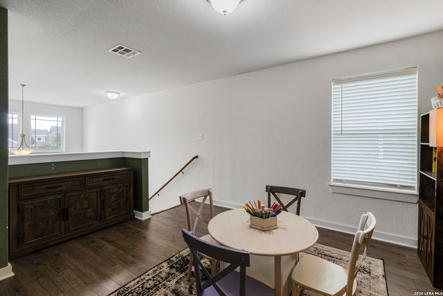 5114 WELLS PARK, Marion, TX 78124