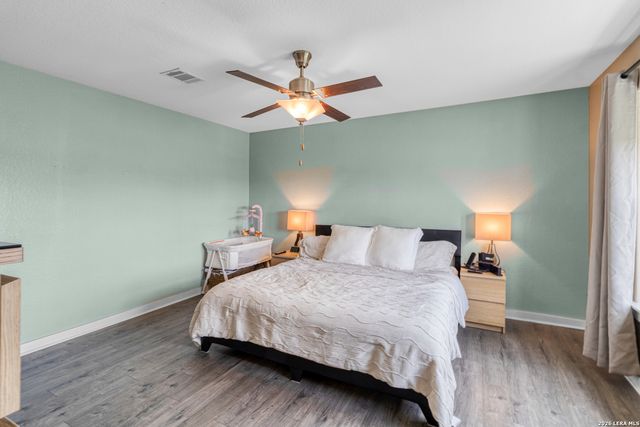 5114 WELLS PARK, Marion, TX 78124