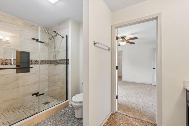 N55W20970 Carters Crossing CIRCLE, Menomonee Falls, WI 53051