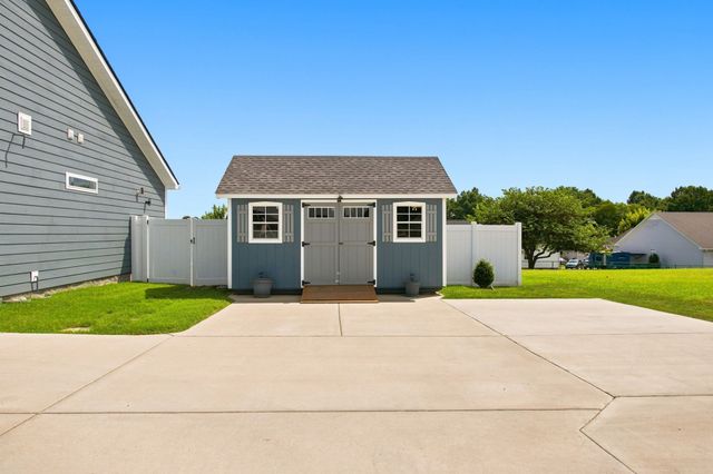 711 Larry Circle, Mount Pleasant, TN 38474
