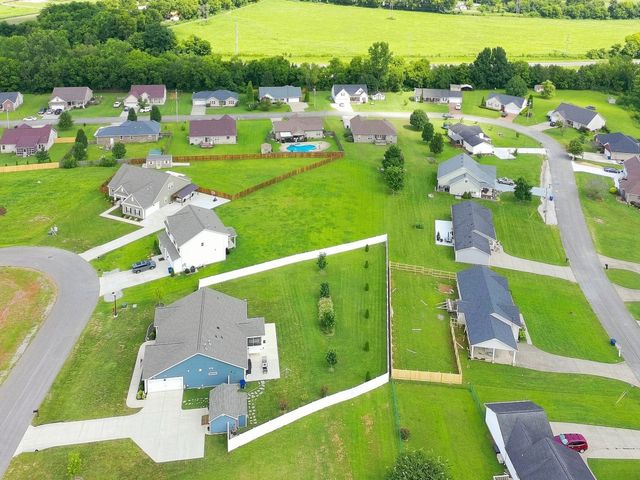 711 Larry Circle, Mount Pleasant, TN 38474