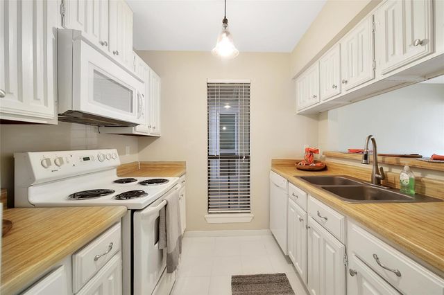 3500 Tangle Brush Drive 72, Spring, TX 77381