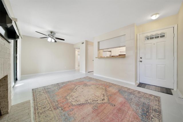 3500 Tangle Brush Drive 72, Spring, TX 77381