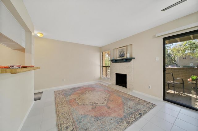 3500 Tangle Brush Drive 72, Spring, TX 77381