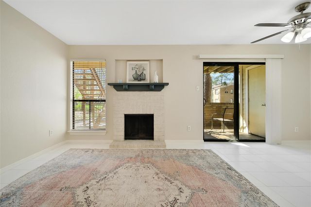 3500 Tangle Brush Drive 72, Spring, TX 77381