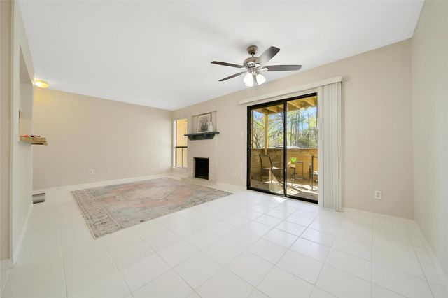 3500 Tangle Brush Drive 72, Spring, TX 77381