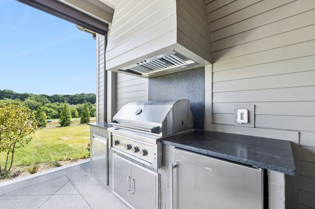 8725 Weller Ln, College Grove, TN 37046