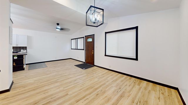 737 E 47th Avenue, Gary, IN 46409