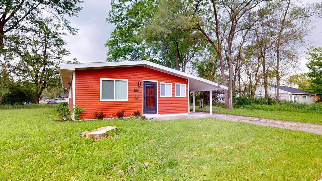 737 E 47th Avenue, Gary, IN 46409