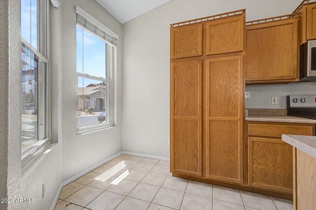 9030 E GLADE Avenue, Mesa, AZ 85209