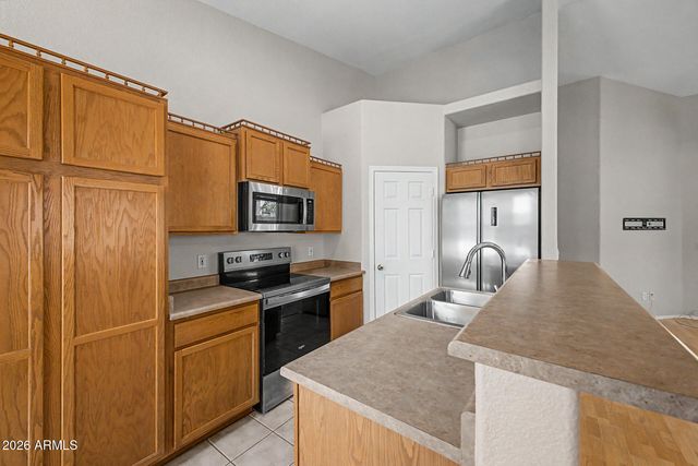 9030 E GLADE Avenue, Mesa, AZ 85209